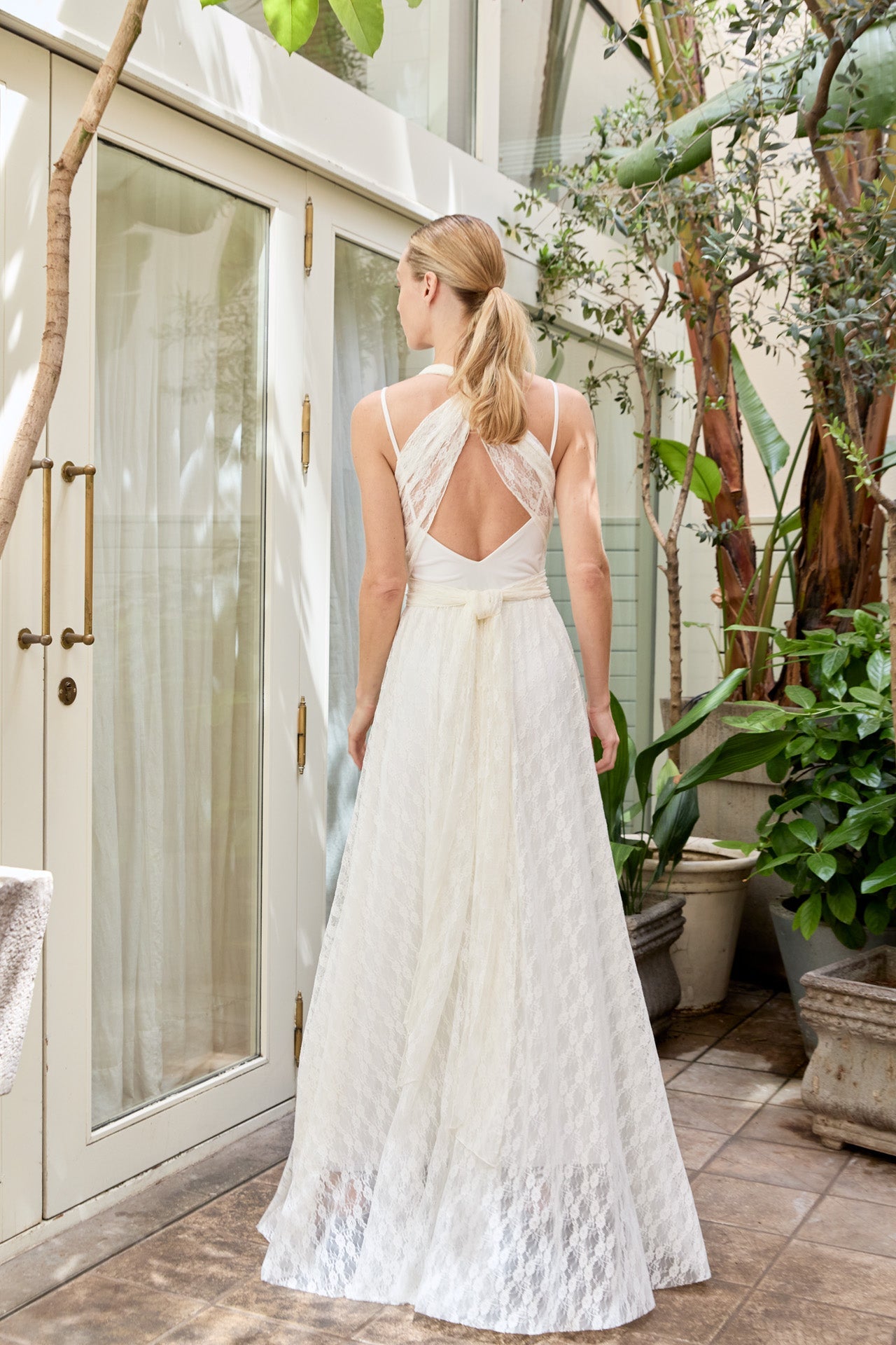 SOBREVESTIDO BLONDA Ivory Dress